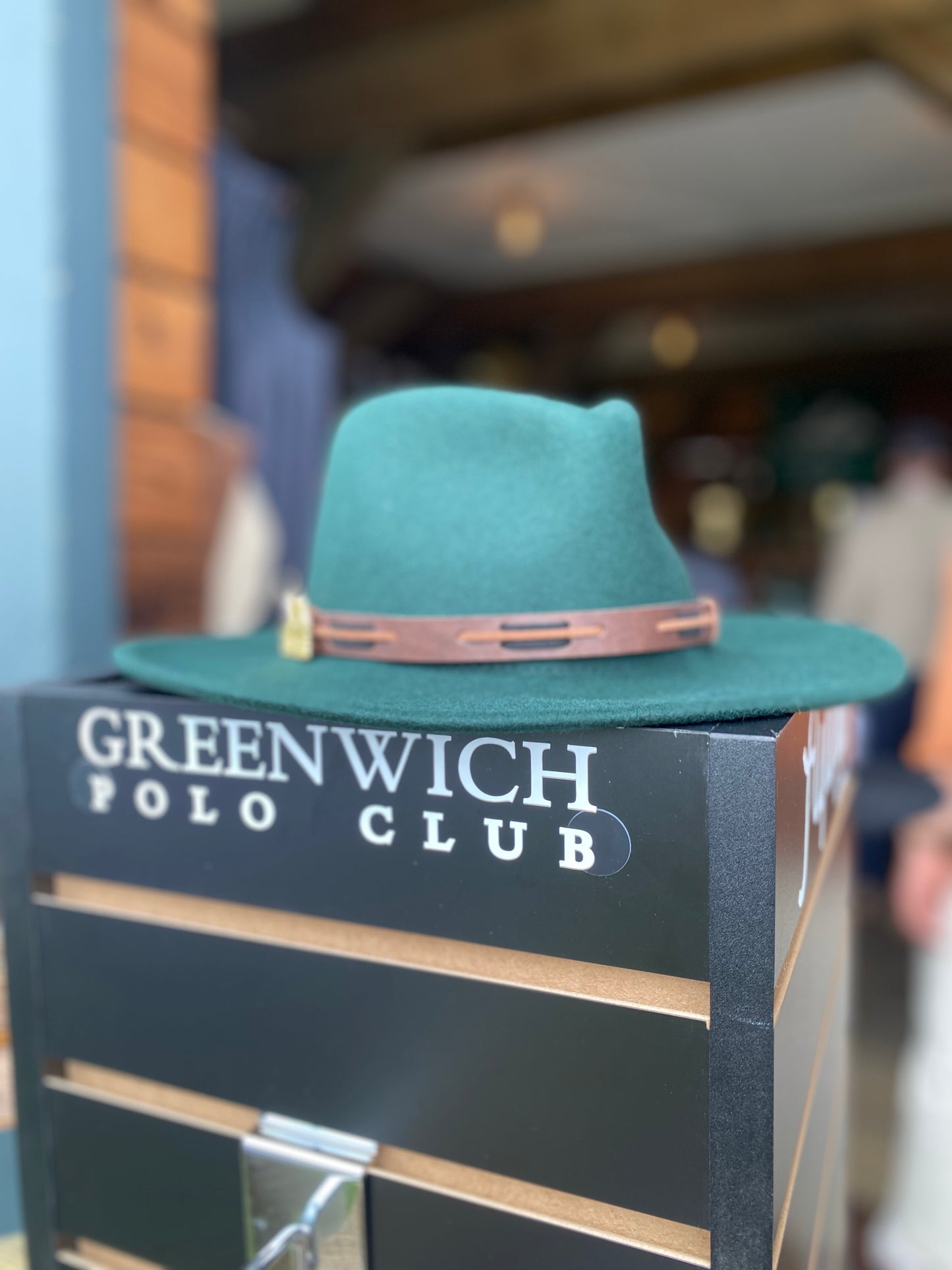 THE SHARPTAIL HAT